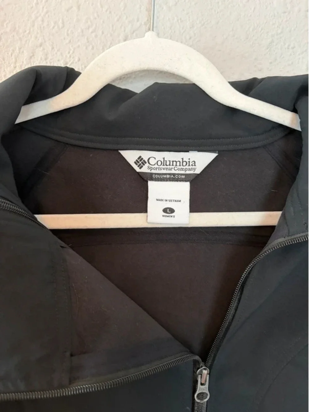 Columbia women's mid length black shell coat size L